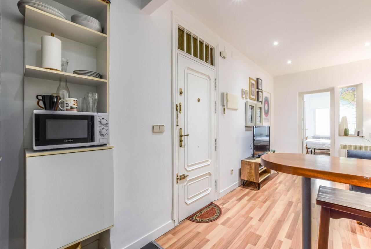 Apartamento Plaza De Lavpies Appartement Madrid Buitenkant foto